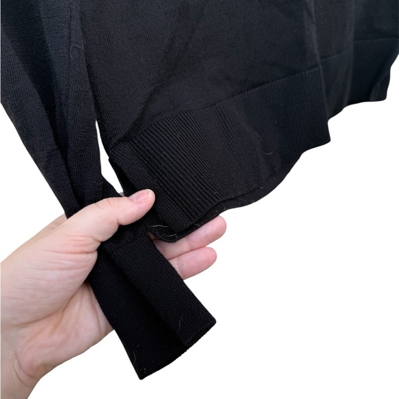 Katherine Barclay 100% Merino Wool Black Long Sleeve V Neck Sweater Top Size XS - Picture 5 of 10